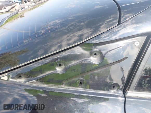 ✅ 2019 Toyota Prius L Eco • VIN: JTDKARFU3K3074258 • Лот: 43277346. Опубликован ранее на IAAI с пробегом 125 071 миль. Бесплатный доступ к архиву аукционных продаж из США и подробный отчёт об истории автомобиля на DreamBid. Изображение 20.