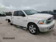 2009 Dodge 1500 SLT с VIN 1D3HB13T29S725276, выставлен на аукционе Copart как лот 84820114 с пробегом 178 149 миль миль и Списание • Salvage title. История ставок и продаж доступна на DreamBid. Изображение 4.