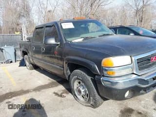 ✅ 2003 GMC Sierra 1500HD SLT • VIN: 1GTGK13U33F222224 • Lot: 41139299. Wystawiony na IAAI z przebiegiem 144 354 mil. Bezpłatny archiwum sprzedaży aukcyjnych z USA i szczegółowy raport historii pojazdu na DreamBid. Zdjęcie 1.
