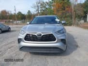 ✅ 2020 Toyota Highlander L • VIN: 5TDCZRAH8LS504468 • Lot: 43759492. Wystawiony na IAAI z przebiegiem 67 595 mil. Bezpłatny archiwum sprzedaży aukcyjnych z USA i szczegółowy raport historii pojazdu na DreamBid. Zdjęcie 12.