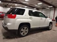 ✅ 2015 GMC Terrain SLT • VIN: 2GKALSEK7F6263981 • Lot: 42593438. Wystawiony na IAAI z przebiegiem 132 067 mil. Bezpłatny archiwum sprzedaży aukcyjnych z USA i szczegółowy raport historii pojazdu na DreamBid. Zdjęcie 13.