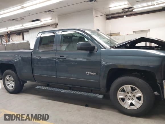 ✅ 2018 Chevrolet Silverado 1500 LT • VIN: 1GCRCREH6JZ161354 • Лот: 43473407. Опубликован ранее на IAAI с пробегом 124 840 миль. Бесплатный доступ к архиву аукционных продаж из США и подробный отчёт об истории автомобиля на DreamBid. Изображение 13.