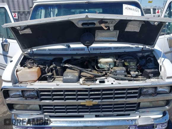 ✅ 1995 Chevrolet Chevy Van • VIN: 1GBEG25K6SF190785 • Лот: 42862227. Опубликован ранее на IAAI с пробегом 692 781 миль. Бесплатный доступ к архиву аукционных продаж из США и подробный отчёт об истории автомобиля на DreamBid. Изображение 10.