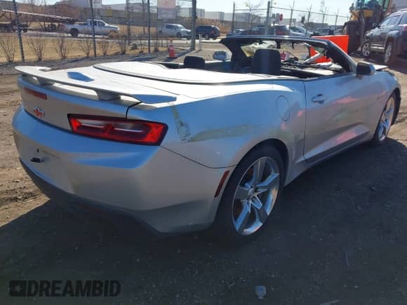 2017 Chevrolet Camaro 1SS с VIN 1G1FF3D7XH0166743, выставлен на аукционе IAAI как лот 41827546 с пробегом Не указан миль и . История ставок и продаж доступна на DreamBid. Изображение 4.