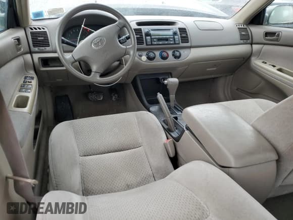 ✅ 2004 Toyota Camry LE • VIN: 4T1BF32K04U580321 • Лот: 92134085. Опубликован ранее на Copart с пробегом 145 996 миль. Бесплатный доступ к архиву аукционных продаж из США и подробный отчёт об истории автомобиля на DreamBid. Изображение 8.