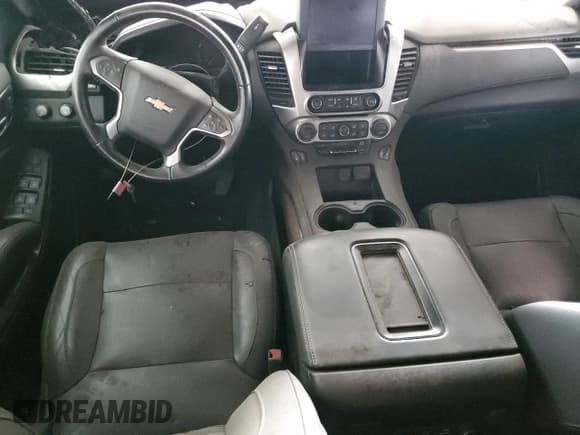 ✅ 2020 Chevrolet Suburban LT • VIN: 1GNSKHKC1LR156323 • Лот: 86182775. Опубликован ранее на Copart с пробегом Не указан. Бесплатный доступ к архиву аукционных продаж из США и подробный отчёт об истории автомобиля на DreamBid. Изображение 8.