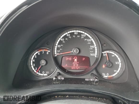 ✅ 2016 Volkswagen Beetle Wolfsburg Edition • VIN: 3VWF17AT0GM610624 • Lot: 56967735. Listed on Copart with 32,575 mi. Free auction sales archive from the USA and detailed vehicle history report at DreamBid. Image 9.