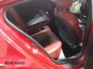 ✅ 2013 Hyundai Veloster w/Black Int • VIN: KMHTC6AD9DU158050 • Lot: 41532374. Wystawiony na IAAI z przebiegiem Nie podano. Bezpłatny archiwum sprzedaży aukcyjnych z USA i szczegółowy raport historii pojazdu na DreamBid. Zdjęcie 8.