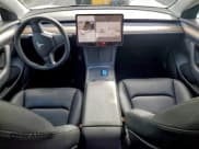 ✅ 2022 Tesla Model 3 Long Range • VIN: 5YJ3E1EB2NF293469 • Лот: 94108795. Опубликован ранее на Copart с пробегом 69 075 миль. Бесплатный доступ к архиву аукционных продаж из США и подробный отчёт об истории автомобиля на DreamBid. Изображение 8.