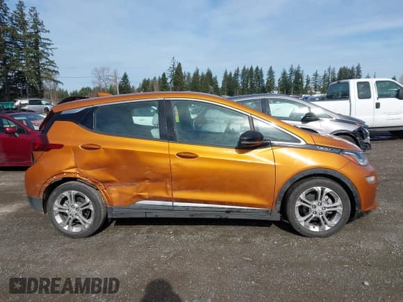 ✅ 2018 Chevrolet Bolt EV LT • VIN: 1G1FW6S06J4135351 • Lot: 41668227. Wystawiony na IAAI z przebiegiem 45 533 mil. Bezpłatny archiwum sprzedaży aukcyjnych z USA i szczegółowy raport historii pojazdu na DreamBid. Zdjęcie 13.