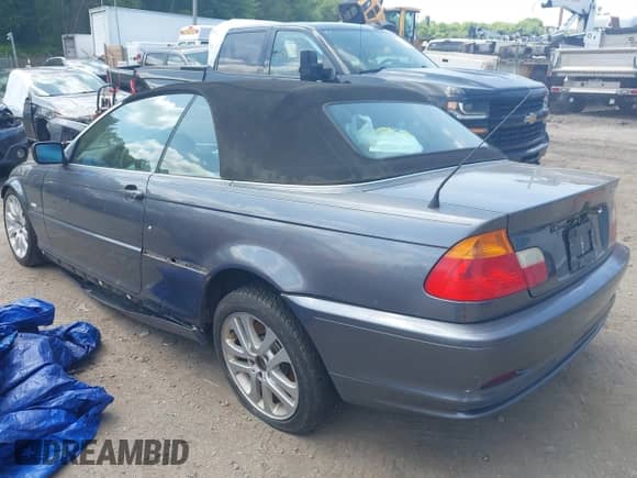 2001 BMW 3 Series 330Ci with VIN WBABS53441JU84309, listed as a IAAI auction lot 42503319 with 160,758 mi miles and . Bid and sale history available at DreamBid. Image 3.