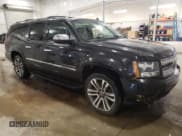 ✅ 2012 Chevrolet Suburban LTZ • VIN: 1GNSKKE76CR141134 • Lot: 80113874. Wystawiony na Copart z przebiegiem 278 536 mil. Bezpłatny archiwum sprzedaży aukcyjnych z USA i szczegółowy raport historii pojazdu na DreamBid. Zdjęcie 4.