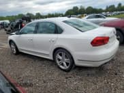 ✅ 2012 Volkswagen Passat SEL Premium • VIN: 1VWCN7A36CC109997 • Лот: 71170215. Опубликован ранее на Copart с пробегом 174 392 миль. Бесплатный доступ к архиву аукционных продаж из США и подробный отчёт об истории автомобиля на DreamBid. Изображение 2.