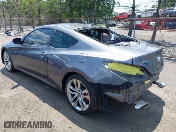 ✅ 2014 Hyundai Genesis Coupe 2.0T • VIN: KMHHT6KD6EU114447 • Lot: 42561898. Wystawiony na IAAI z przebiegiem 101 453 mil. Bezpłatny archiwum sprzedaży aukcyjnych z USA i szczegółowy raport historii pojazdu na DreamBid. Zdjęcie 3.