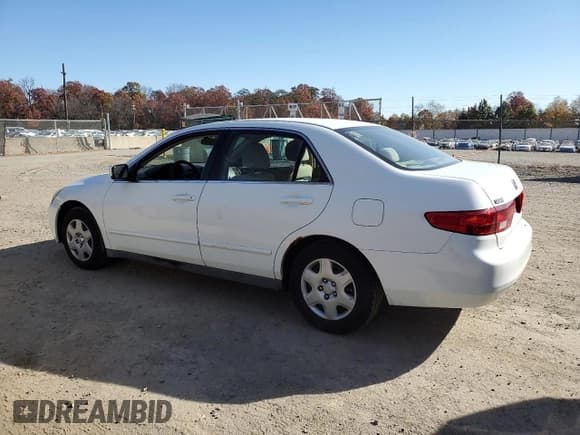 ✅ 2005 Honda Accord LX • VIN: 1HGCM56485A059163 • Lot: 90089735. Listed on Copart with 184,278 mi. Free auction sales archive from the USA and detailed vehicle history report at DreamBid. Image 2.