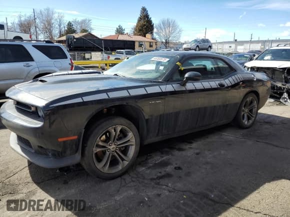 ✅ 2020 Dodge Challenger R/T 50th Anniversary • VIN: 2C3CDZBT2LH159491 • Lot: 46368975. Wystawiony na Copart z przebiegiem 80 700 mil. Bezpłatny archiwum sprzedaży aukcyjnych z USA i szczegółowy raport historii pojazdu na DreamBid. Zdjęcie 1.