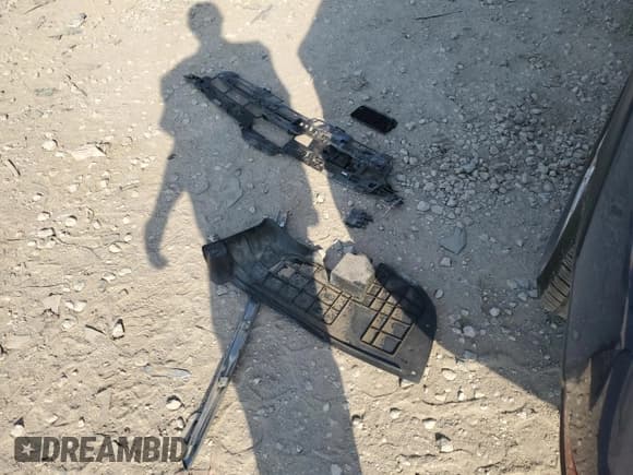 ✅ 2018 Nissan Rogue SV • VIN: 5N1AT2MT0JC714590 • Лот: 87054395. Опубликован ранее на Copart с пробегом 92 748 миль. Бесплатный доступ к архиву аукционных продаж из США и подробный отчёт об истории автомобиля на DreamBid. Изображение 13.