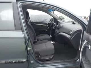 ✅ 2011 Chevrolet Aveo 2LT • VIN: KL1TG5DE3BB159475 • Lot: 41429532. Wystawiony na IAAI z przebiegiem 66 992 mil. Bezpłatny archiwum sprzedaży aukcyjnych z USA i szczegółowy raport historii pojazdu na DreamBid. Zdjęcie 5.