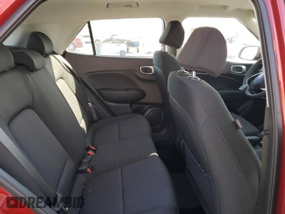 2024 Hyundai Venue SE с VIN KMHRB8A36RU324810, выставлен на аукционе Copart как лот 77792574 с пробегом 312 миль миль и Списание • Salvage title. История ставок и продаж доступна на DreamBid. Изображение 10.