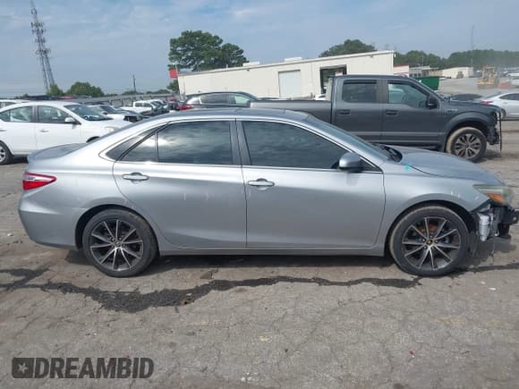 ✅ 2016 Toyota Camry SE • VIN: 4T1BF1FK3GU558378 • Lot: 43106668. Listed on IAAI with 195,000 mi. Free auction sales archive from the USA and detailed vehicle history report at DreamBid. Image 14.