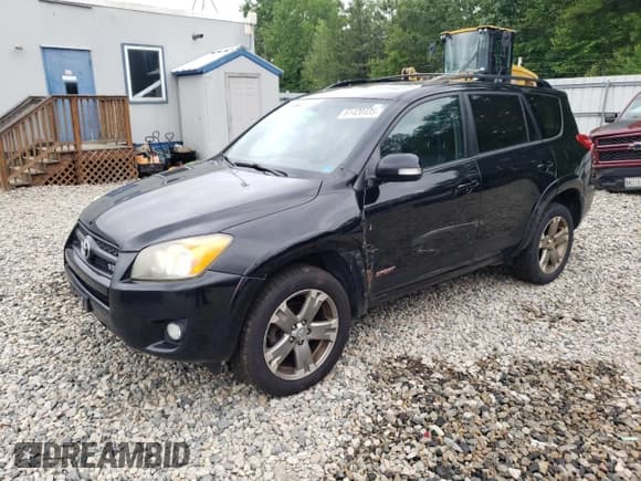 ✅ 2011 Toyota RAV4 Sport • VIN: JTMRK4DV8B5100819 • Lot: 61420435. Listed on Copart with 225,305 mi. Free auction sales archive from the USA and detailed vehicle history report at DreamBid. Image 1.