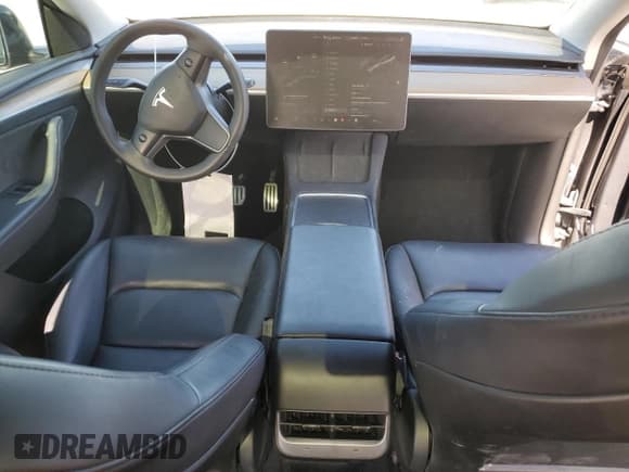 ✅ 2022 Tesla Model Y Performance • VIN: 7SAYGDEF6NF521271 • Lot: 92212045. Listed on Copart with 45,558 mi. Free auction sales archive from the USA and detailed vehicle history report at DreamBid. Image 8.