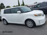 ✅ 2010 Scion xB • VIN: JTLZE4FE5A1114062 • Lot: 42462237. Wystawiony na IAAI z przebiegiem 215 664 mil. Bezpłatny archiwum sprzedaży aukcyjnych z USA i szczegółowy raport historii pojazdu na DreamBid. Zdjęcie 13.