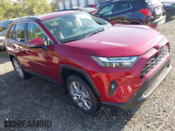 ✅ 2025 Toyota RAV4 XLE Premium • VIN: 2T3A1RFV0SW516124 • Lot: 43116206. Wystawiony na IAAI z przebiegiem 5 179 mil. Bezpłatny archiwum sprzedaży aukcyjnych z USA i szczegółowy raport historii pojazdu na DreamBid. Zdjęcie 1.