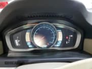 ✅ 2015 Volvo XC70 T6 Premier Plus • VIN: YV4902NC1F1200939 • Lot: 57421275. Listed on Copart with 117,441 mi. Free auction sales archive from the USA and detailed vehicle history report at DreamBid. Image 9.