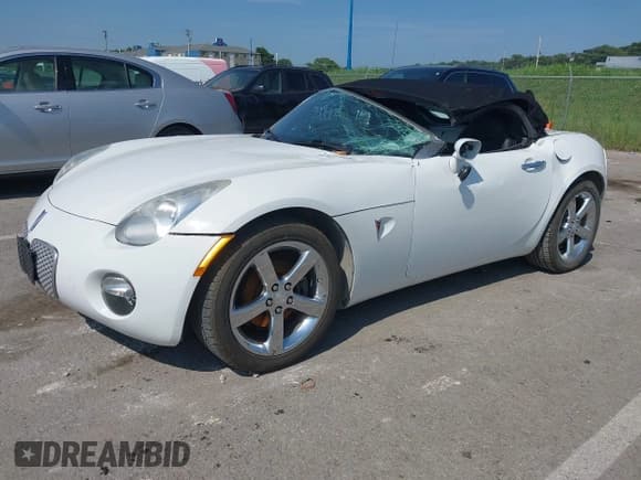 ✅ 2008 Pontiac Solstice • VIN: 1G2MB35B98Y101367 • Лот: 42828186. Опубликован ранее на IAAI с пробегом 83 026 миль. Бесплатный доступ к архиву аукционных продаж из США и подробный отчёт об истории автомобиля на DreamBid. Изображение 2.