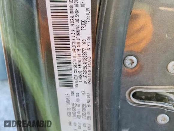 ✅ 2015 Ram 2500 Laramie • VIN: 3C6UR5NL4FG619977 • Lot: 71724935. Wystawiony na Copart z przebiegiem 215 994 mil. Bezpłatny archiwum sprzedaży aukcyjnych z USA i szczegółowy raport historii pojazdu na DreamBid. Zdjęcie 12.