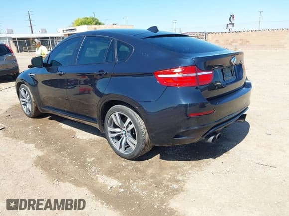✅ 2013 BMW X6 M • VIN: 5YMGZ0C58DLL30007 • Lot: 42244715. Wystawiony na IAAI z przebiegiem 140 163 mil. Bezpłatny archiwum sprzedaży aukcyjnych z USA i szczegółowy raport historii pojazdu na DreamBid. Zdjęcie 3.