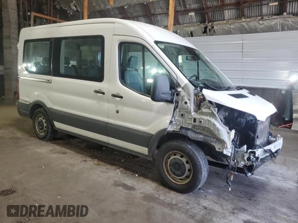 ✅ 2017 Ford Transit XL • VIN: 1FMZK1CM5HKB17834 • Lot: 63001115. Wystawiony na Copart z przebiegiem 69 665 mil. Bezpłatny archiwum sprzedaży aukcyjnych z USA i szczegółowy raport historii pojazdu na DreamBid. Zdjęcie 4.