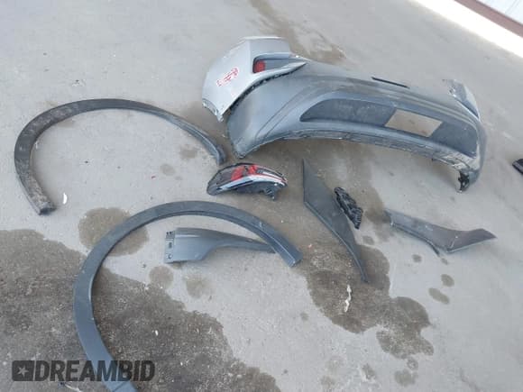 ✅ 2023 Volkswagen ID.4 Pro • VIN: 1V2VMPE81PC055565 • Лот: 41960240. Опубликован ранее на IAAI с пробегом 15 915 миль. Бесплатный доступ к архиву аукционных продаж из США и подробный отчёт об истории автомобиля на DreamBid. Изображение 12.