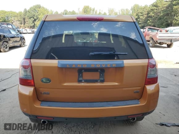 ✅ 2008 Land Rover LR2 SE • VIN: SALFP24N48H046363 • Lot: 81976085. Listed on Copart with Not provided. Free auction sales archive from the USA and detailed vehicle history report at DreamBid. Image 6.