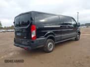 ✅ 2019 Ford Transit • VIN: 1FTYR2YM3KKA96824 • Lot: 41088013. Wystawiony na IAAI z przebiegiem 137 331 mil. Bezpłatny archiwum sprzedaży aukcyjnych z USA i szczegółowy raport historii pojazdu na DreamBid. Zdjęcie 4.