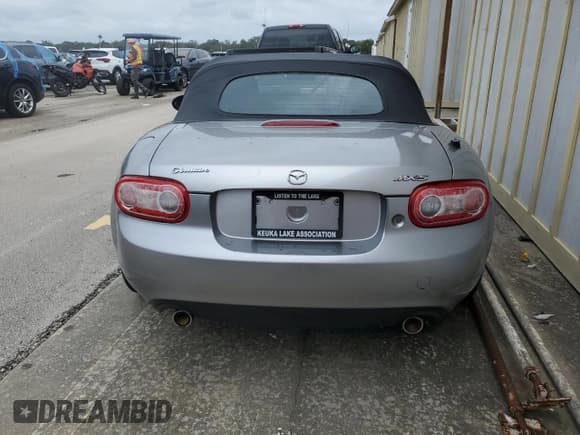 ✅ 2010 Mazda MX-5 Miata Touring • VIN: JM1NC2EF1A0208184 • Лот: 74772614. Опубликован ранее на Copart с пробегом Не указан. Бесплатный доступ к архиву аукционных продаж из США и подробный отчёт об истории автомобиля на DreamBid. Изображение 6.