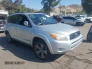 ✅ 2008 Toyota RAV4 Sport • VIN: JTMZK32V086013805 • Lot: 42530294. Listed on IAAI with 246,999 mi. Free auction sales archive from the USA and detailed vehicle history report at DreamBid. Image 1.