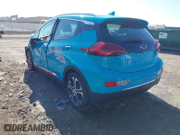 ✅ 2020 Chevrolet Bolt EV Premier • VIN: 1G1FZ6S0XL4121012 • Lot: 41503991. Wystawiony na IAAI z przebiegiem 56 957 mil. Bezpłatny archiwum sprzedaży aukcyjnych z USA i szczegółowy raport historii pojazdu na DreamBid. Zdjęcie 3.