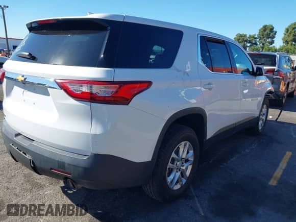 2018 Chevrolet Traverse LS с VIN 1GNERFKW5JJ108102, выставлен на аукционе IAAI как лот 43472222 с пробегом 35 160 миль миль и . История ставок и продаж доступна на DreamBid. Изображение 4.