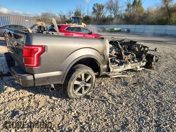 ✅ 2015 Ford F-150 Lariat • VIN: 1FTEW1EG5FFB83837 • Лот: 90602525. Опубликован ранее на Copart с пробегом Не указан. Бесплатный доступ к архиву аукционных продаж из США и подробный отчёт об истории автомобиля на DreamBid. Изображение 3.