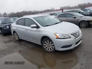 ✅ 2015 Nissan Sentra S • VIN: 3N1AB7AP7FY233345 • Lot: 43676786. Wystawiony na IAAI z przebiegiem 166 862 mil. Bezpłatny archiwum sprzedaży aukcyjnych z USA i szczegółowy raport historii pojazdu na DreamBid. Zdjęcie 1.