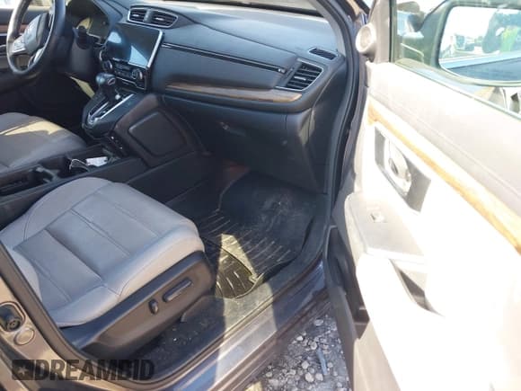 ✅ 2018 Honda CR-V Touring • VIN: 7FARW2H91JE038560 • Лот: 43492936. Опубликован ранее на IAAI с пробегом 94 898 миль. Бесплатный доступ к архиву аукционных продаж из США и подробный отчёт об истории автомобиля на DreamBid. Изображение 5.