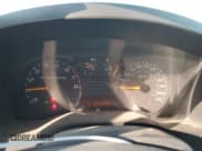 ✅ 2006 Isuzu i-Series S • VIN: 1GGCS198268702402 • Lot: 86555865. Wystawiony na Copart z przebiegiem 218 899 mil. Bezpłatny archiwum sprzedaży aukcyjnych z USA i szczegółowy raport historii pojazdu na DreamBid. Zdjęcie 9.