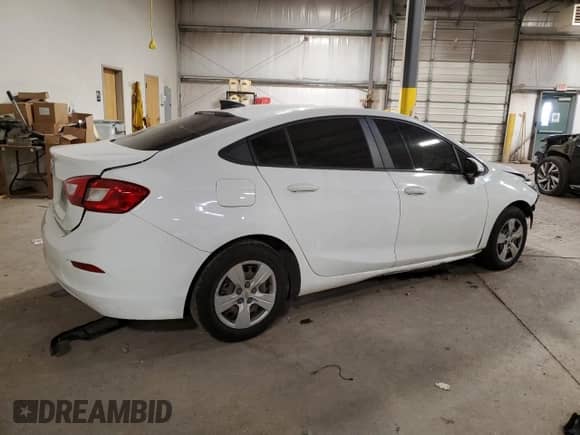 2018 Chevrolet Cruze LS с VIN 1G1BC5SM4J7205240, выставлен на аукционе Copart как лот 69379362 с пробегом 35 561 миль миль и . История ставок и продаж доступна на DreamBid. Изображение 3.