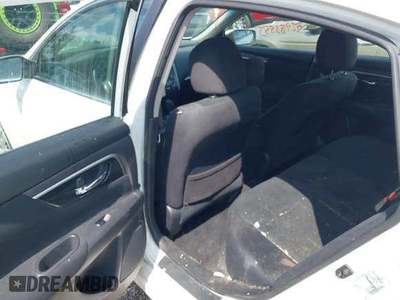 ✅ 2014 Nissan Altima S • VIN: 1N4AL3AP5EC288165 • Лот: 42983883. Опубликован ранее на IAAI с пробегом 141 430 миль. Бесплатный доступ к архиву аукционных продаж из США и подробный отчёт об истории автомобиля на DreamBid. Изображение 8.