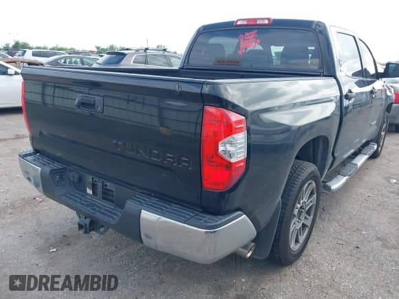 ✅ 2016 Toyota Tundra SR5 • VIN: 5TFEM5F1XGX096468 • Lot: 42098150. Listed on IAAI with 137,284 mi. Free auction sales archive from the USA and detailed vehicle history report at DreamBid. Image 4.
