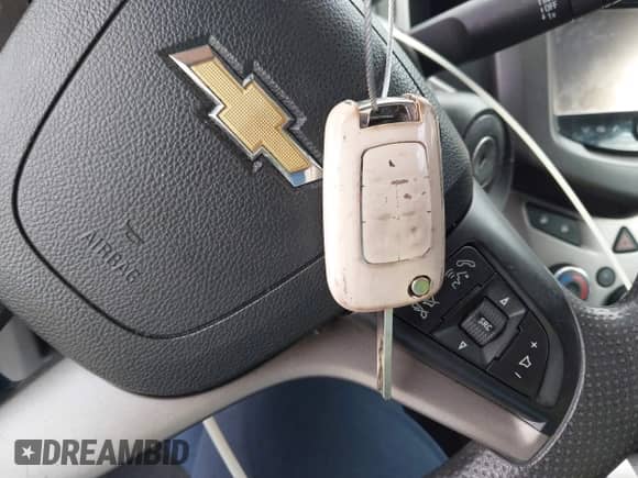 2016 Chevrolet Sonic LT z VIN 1G1JC5SH3G4170585, wystawiony jako IAAI lot #43558825 z przebiegiem 120 641 mil mil oraz . Historia ofert i sprzedaży dostępna na DreamBid. Obrazek 11.