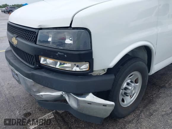 ✅ 2021 Chevrolet Express Cargo • VIN: 1GCWGAFP1M1244868 • Лот: 42964153. Опубликован ранее на IAAI с пробегом 62 764 миль. Бесплатный доступ к архиву аукционных продаж из США и подробный отчёт об истории автомобиля на DreamBid. Изображение 6.