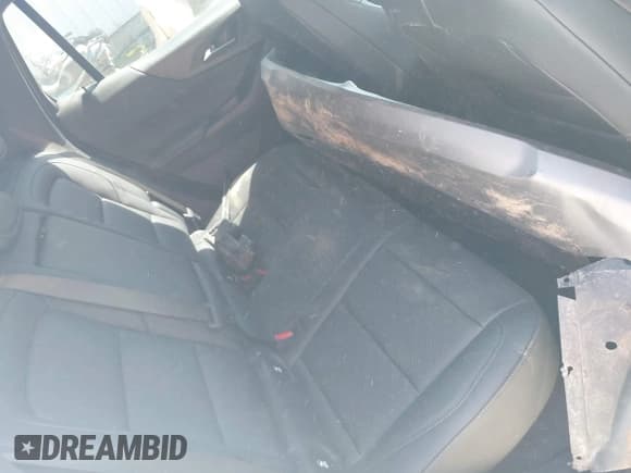 ✅ 2025 Chevrolet Equinox AWD LT • VIN: 3GNAXPEG0SL153490 • Lot: 42237599. Wystawiony na IAAI z przebiegiem 7 930 mil. Bezpłatny archiwum sprzedaży aukcyjnych z USA i szczegółowy raport historii pojazdu na DreamBid. Zdjęcie 8.